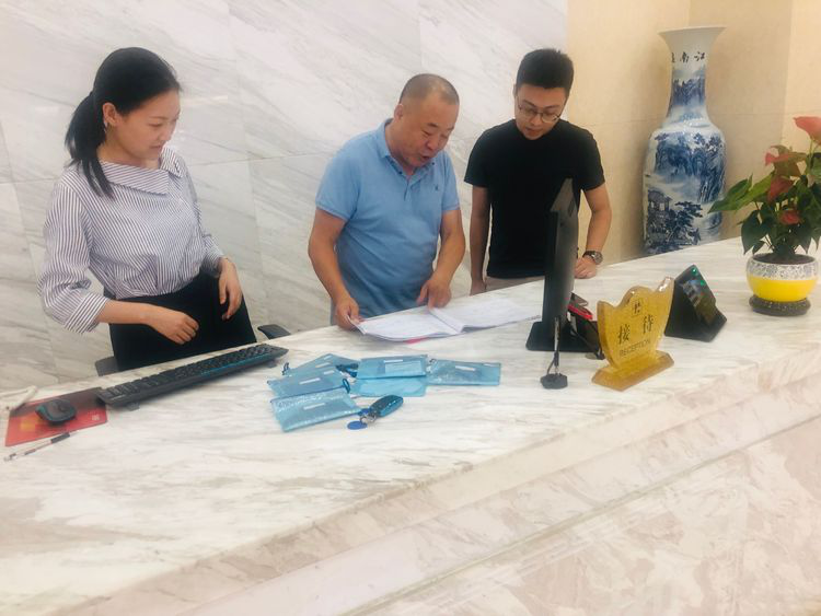 bevitor伟德公司纪委紧盯重要节点节前 公车集中停放统一封存